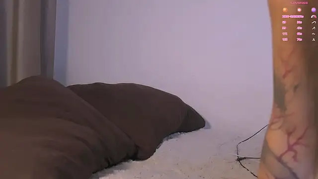 Emilia mala online show from 07/15/26, 08:25