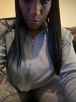 Sweet-Like-CandyX online show from 11/17/25, 05:52