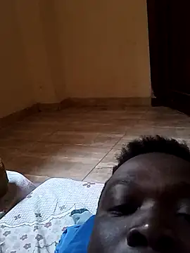 Snapshot of a_jose3 chatting on 11/24/25, 01:33 a jose3 online show from 11/24/25, 01:33