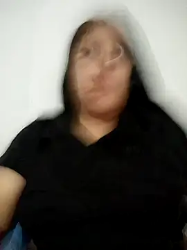 Snapshot of Hammy-steve02 chatting on 11/16/25, 03:23 Hammy-steve02 online show from 11/16/25, 03:23