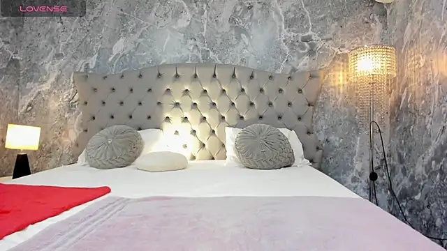 Ada Turner online show from 11/23/25, 06:41