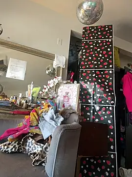 Motherbigbus online show from 03/07/26, 08:39