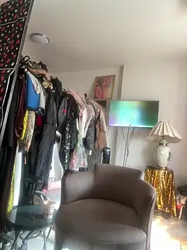 Motherbigbus online show from 03/19/26, 04:55