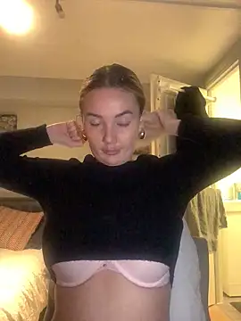 xoxohan11 online show from 02/11/26, 07:52