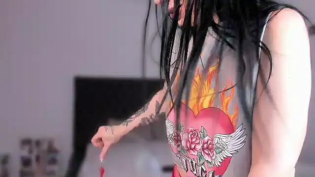 issabellaa04 online show from 04/04/26, 07:22