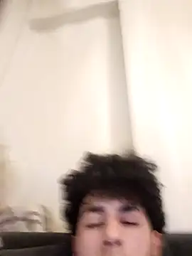 Snapshot of seloioo_36 chatting on 01/12/26, 12:49 seloioo 36 online show from 01/12/26, 12:49