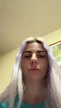 feliciafelon online show from 04/22/26, 01:19