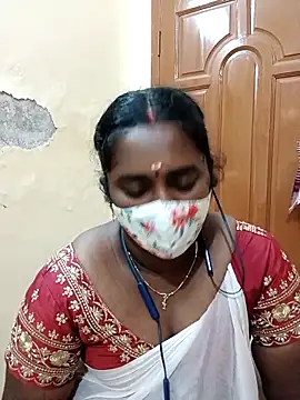 Snapshot of Tamil_Ranjini chatting on 05/15/26, 11:34 Tamil Ranjini online show from 05/15/26, 11:34