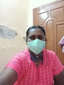 Snapshot of Tamil_Ranjini chatting on 06/05/26, 09:15 Tamil Ranjini online show from 06/05/26, 09:15