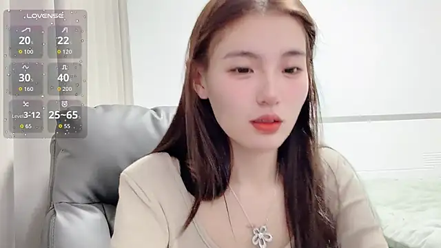 Snapshot of H-2005 chatting on 02/07/26, 12:53 H-2005 online show from 02/07/26, 12:53