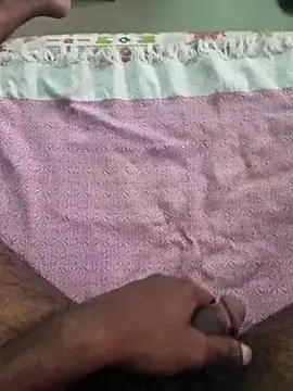 Snapshot of bbc_tamil chatting on 11/16/25, 10:43 bbc tamil online show from 11/16/25, 10:43