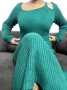 yourcutekajal online show from 11/16/25, 11:27