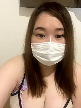 kana-chaaan online show from 11/18/25, 04:17