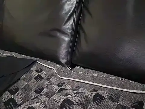 Snapshot of abhiabhi9898 chatting on 12/21/25, 08:10 abhiabhi9898 online show from 12/21/25, 08:10