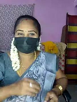Snapshot of Tamil_devagi chatting on 04/23/26, 09:08 Tamil devagi online show from 04/23/26, 09:08