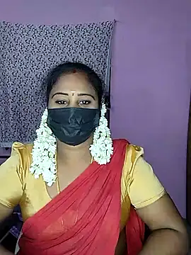 Snapshot of Tamil_devagi chatting on 05/08/26, 08:19 Tamil devagi online show from 05/08/26, 08:19