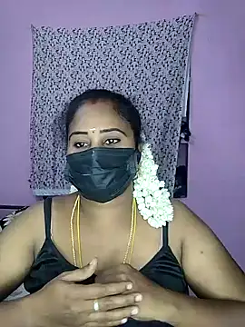 Snapshot of Tamil_devagi chatting on 05/08/26, 08:25 Tamil devagi online show from 05/08/26, 08:25