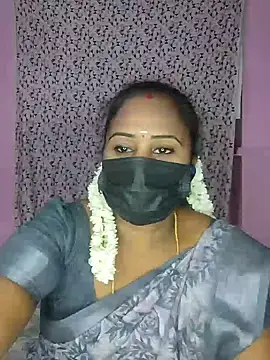 Snapshot of Tamil_devagi chatting on 05/20/26, 05:30 Tamil devagi online show from 05/20/26, 05:30