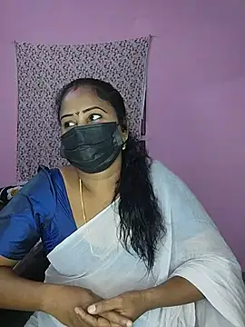 Snapshot of Tamil_devagi chatting on 06/03/26, 05:54 Tamil devagi online show from 06/03/26, 05:54