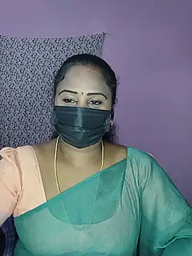 Snapshot of Tamil_devagi chatting on 06/10/26, 05:45 Tamil devagi online show from 06/10/26, 05:45