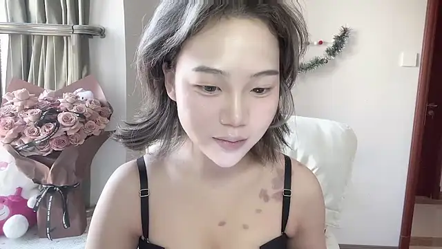 Snapshot of Sep-oo chatting on 02/06/26, 02:05 Sep-oo online show from 02/06/26, 02:05