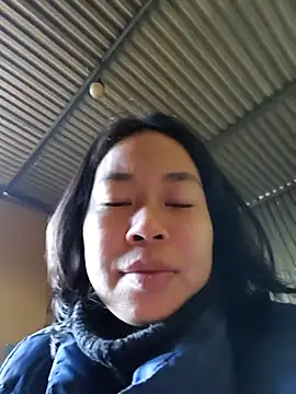 Cat-meow online show from 11/26/25, 01:39