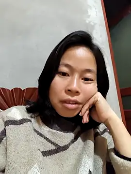 Cat-meow online show from 11/30/25, 02:37