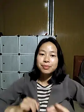 Cat-meow online show from 12/18/25, 02:01