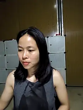 Cat-meow online show from 04/25/26, 02:25