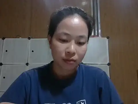 Snapshot of Cat-meow chatting on 05/06/26, 05:57 Cat-meow online show from 05/06/26, 05:57