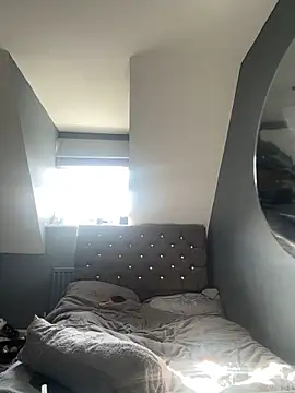 Blonde Bunny online show from 02/04/26, 11:38