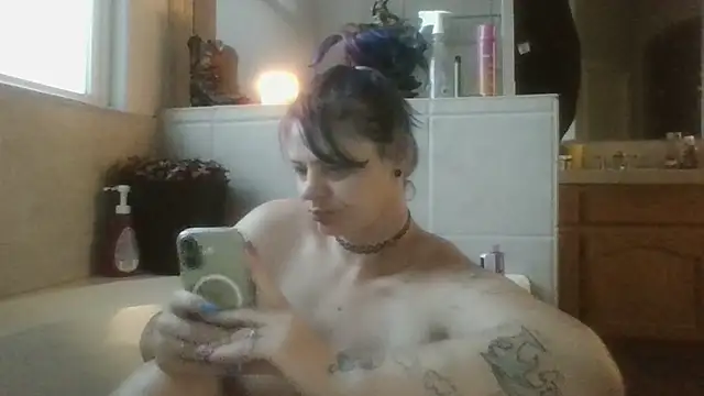 Snapshot of anitabonghit chatting on 07/20/26, 12:51 anitabonghit online show from 07/20/26, 12:51