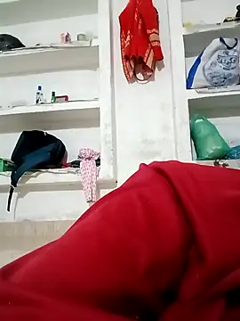 Anushasharma89 online show from 11/28/25, 12:52