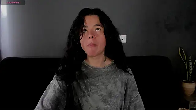 Angel-umbra online show from 11/28/25, 07:49