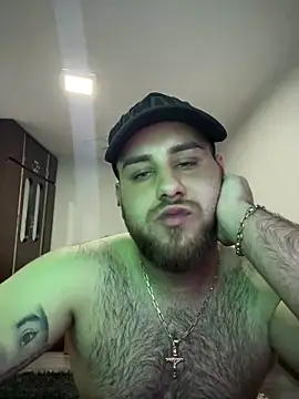 Snapshot of Andreiandu23 chatting on 03/28/26, 08:30 Andreiandu23 online show from 03/28/26, 08:30