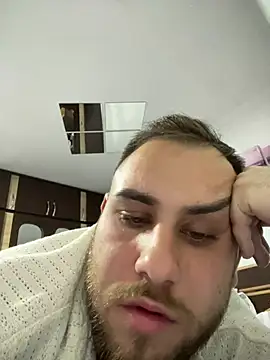 Snapshot of Andreiandu23 chatting on 04/18/26, 07:07 Andreiandu23 online show from 04/18/26, 07:07