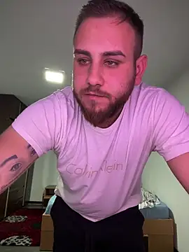 Snapshot of Andreiandu23 chatting on 04/21/26, 05:50 Andreiandu23 online show from 04/21/26, 05:50