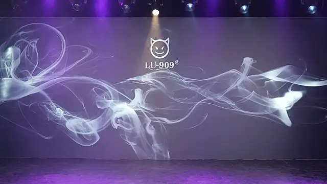 LU-909 online show from 11/21/25, 08:02