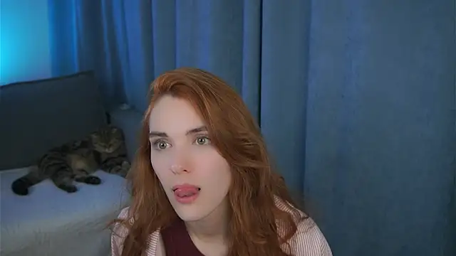Snapshot of foxy_cute4you chatting on 04/30/26, 08:57 foxy cute4you online show from 04/30/26, 08:57