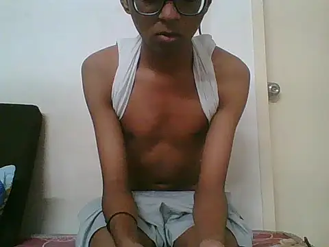 akshr1099 online show from 11/28/25, 05:15