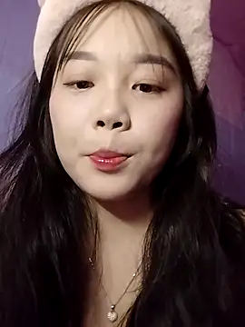 Snapshot of Baa-bee22 chatting on 05/10/26, 12:49 Baa-bee22 online show from 05/10/26, 12:49