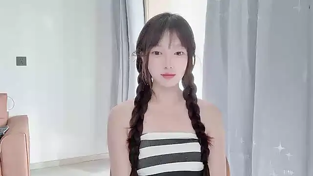 yuyayayu online show from 11/24/25, 07:30