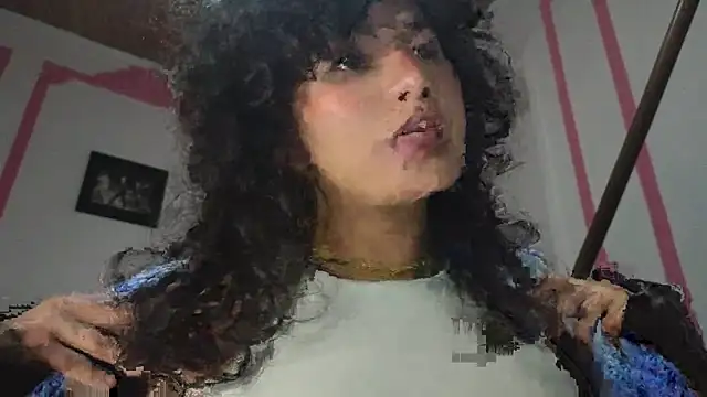 Snapshot of justcallmemargo chatting on 03/06/26, 07:05 justcallmemargo online show from 03/06/26, 07:05