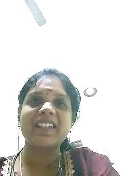 Snapshot of Tamilmohana chatting on 11/27/25, 01:57 Tamilmohana online show from 11/27/25, 01:57