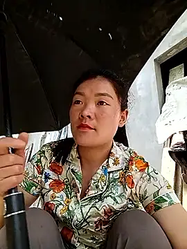 Snapshot of meomeo-00 chatting on 02/06/26, 04:39 meomeo-00 online show from 02/06/26, 04:39