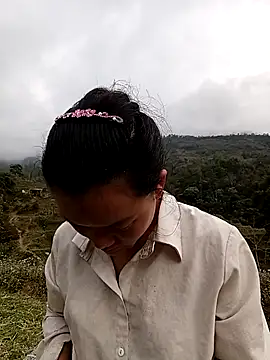 Snapshot of meomeo-00 chatting on 02/24/26, 02:09 meomeo-00 online show from 02/24/26, 02:09