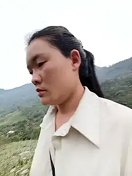 Snapshot of meomeo-00 chatting on 02/25/26, 08:46 meomeo-00 online show from 02/25/26, 08:46