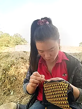 Snapshot of meomeo-00 chatting on 02/26/26, 02:21 meomeo-00 online show from 02/26/26, 02:21