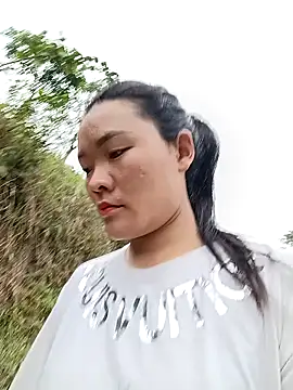 Snapshot of meomeo-00 chatting on 03/14/26, 04:18 meomeo-00 online show from 03/14/26, 04:18