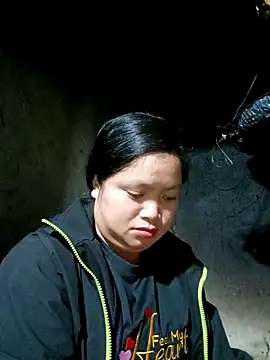 Ava-120 online show from 12/04/25, 03:32